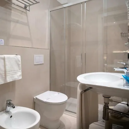 Tritone Otel